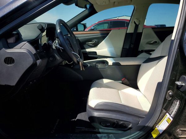 2025 LEXUS ES 350