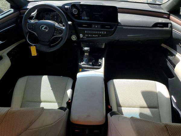2025 LEXUS ES 350