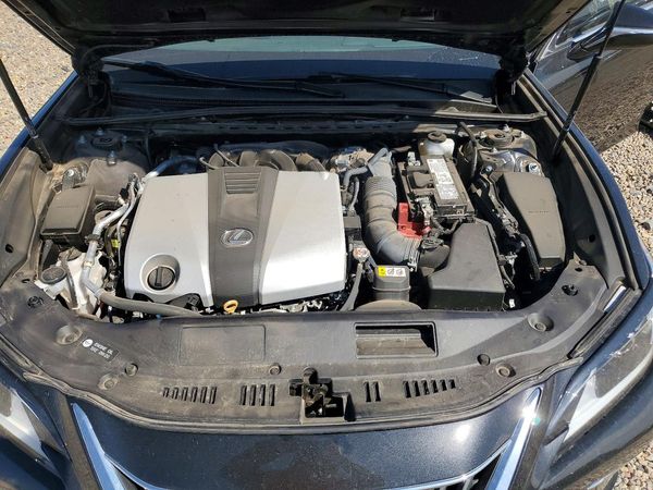 2025 LEXUS ES 350