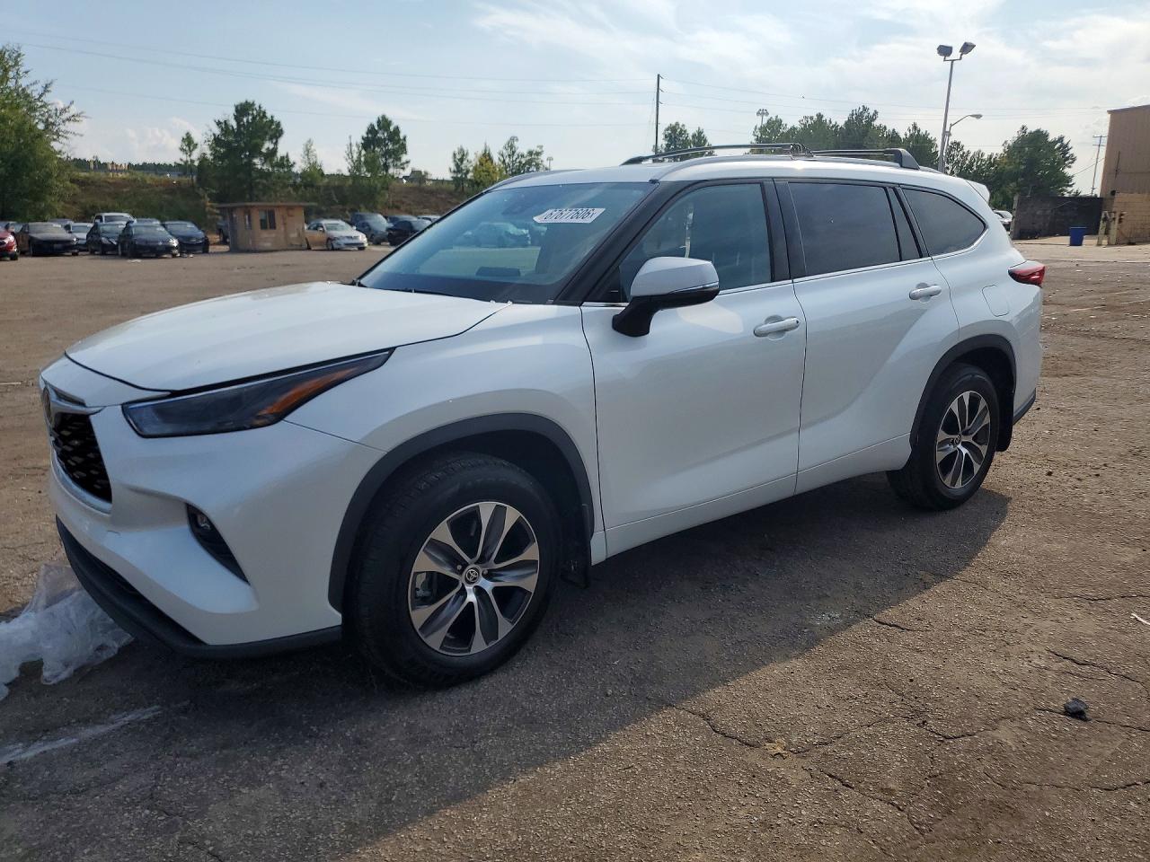 2022 TOYOTA HIGHLANDER