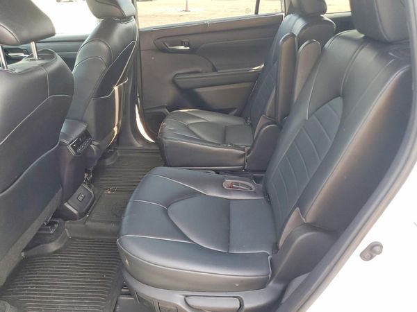 2022 TOYOTA HIGHLANDER