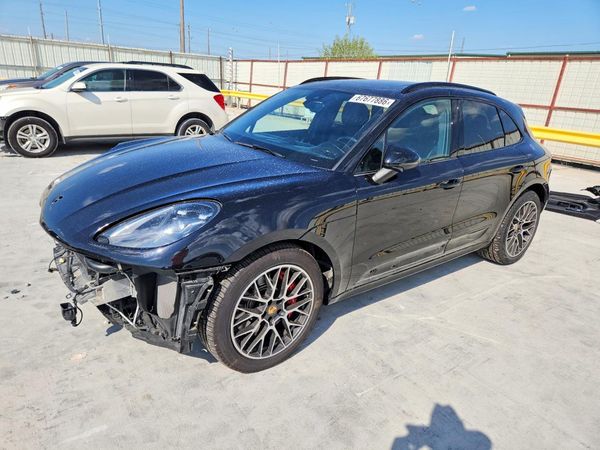 2017 PORSCHE MACAN