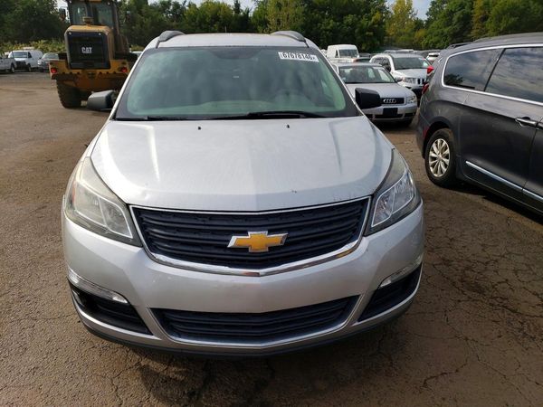 2017 CHEVROLET TRAVERSE LS