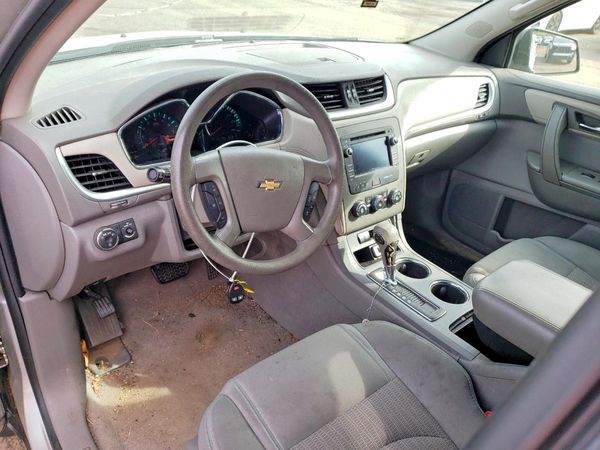 2017 CHEVROLET TRAVERSE LS