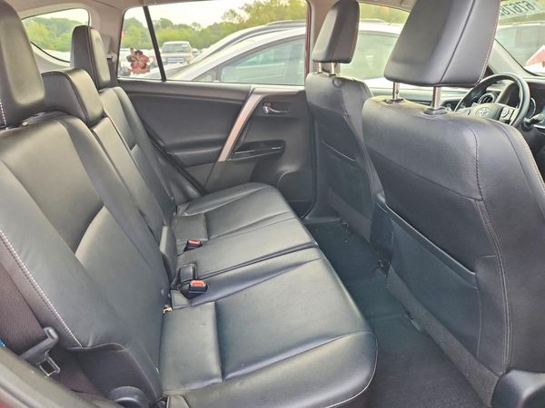 2016 TOYOTA RAV4