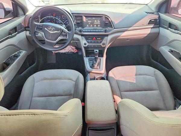 2017 HYUNDAI ELANTRA