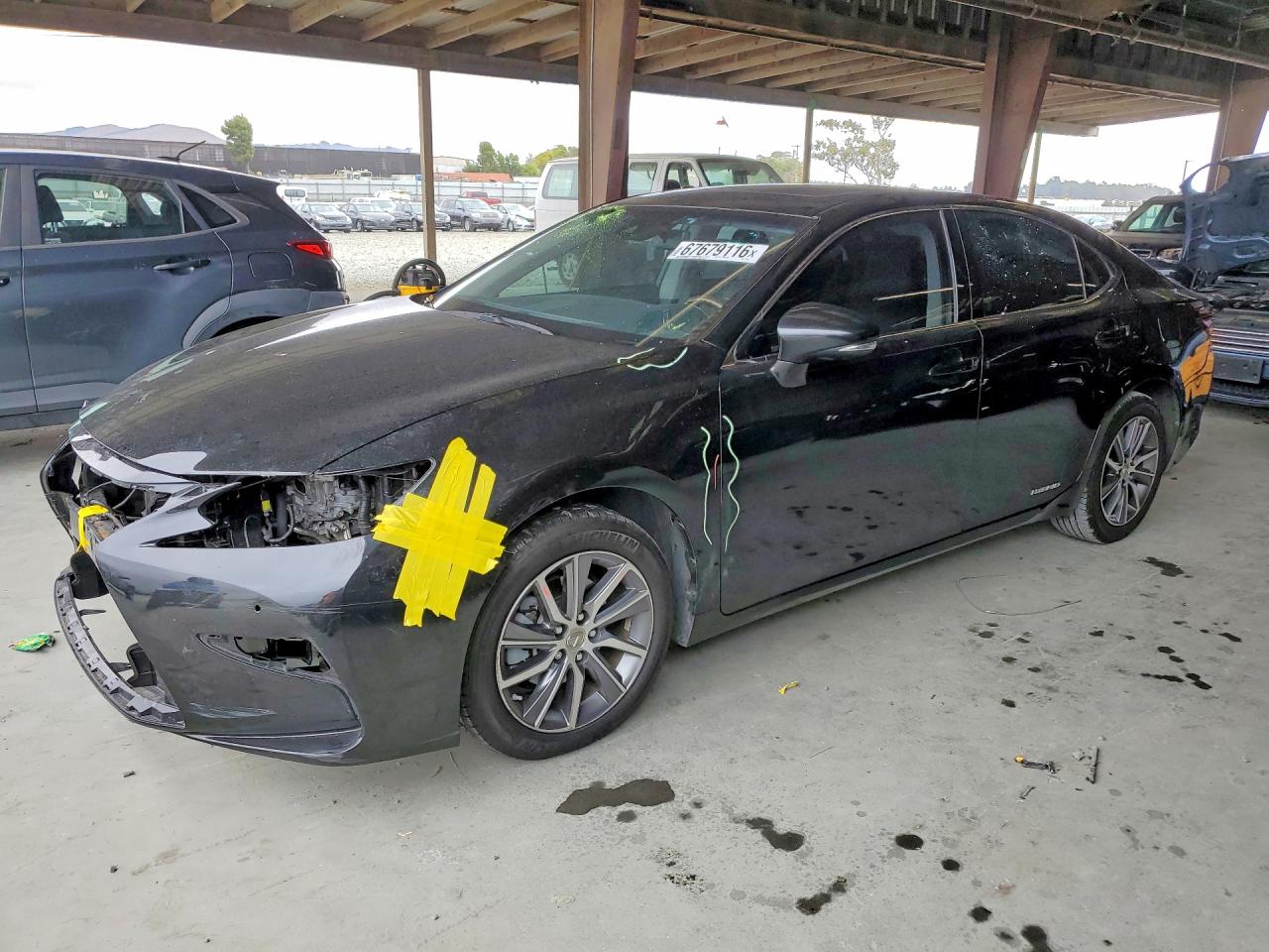 2016 LEXUS ES 300h
