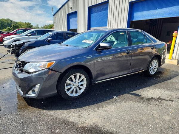 2014 TOYOTA CAMRY SOLA — DSFA — Front 3/4