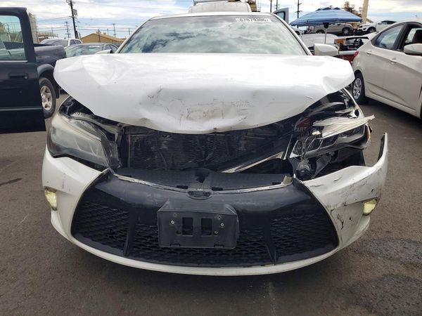2017 TOYOTA CAMRY XLE/XSE