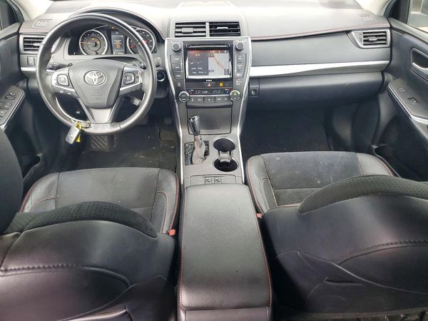 2017 TOYOTA CAMRY XLE/XSE