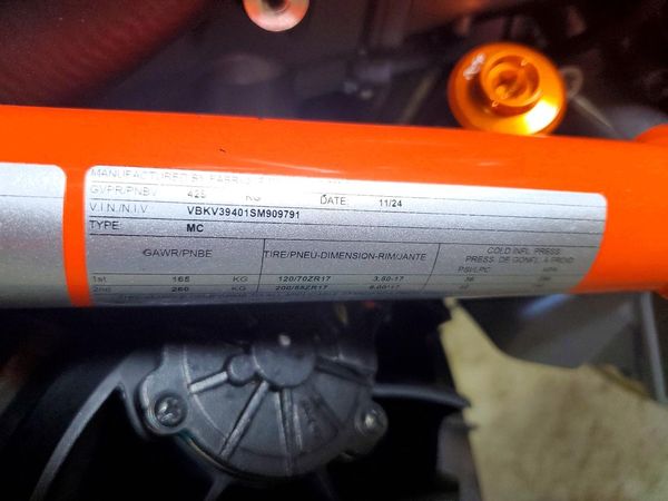 2025 KTM 1290