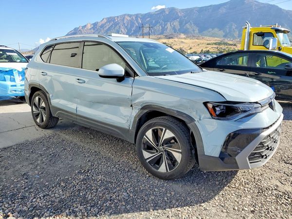 2025 VOLKSWAGEN TAOS