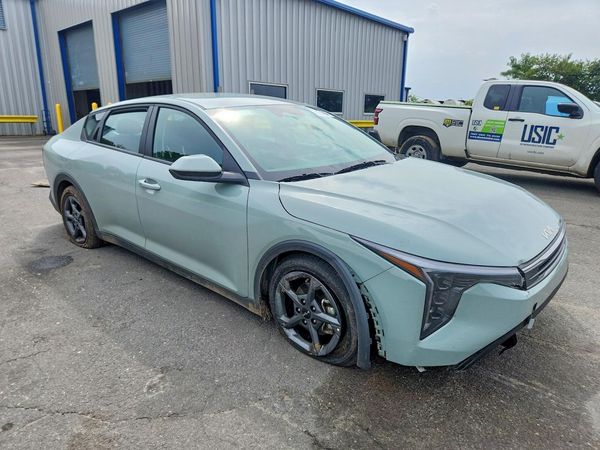 2026 KIA K4 LX, LXS