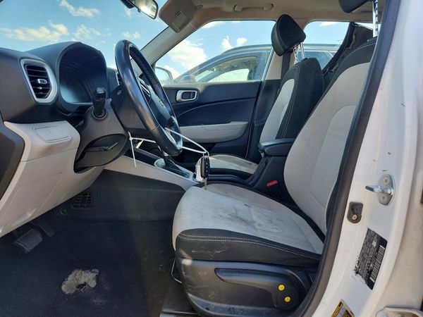 2023 HYUNDAI VENUE SEL, Limited