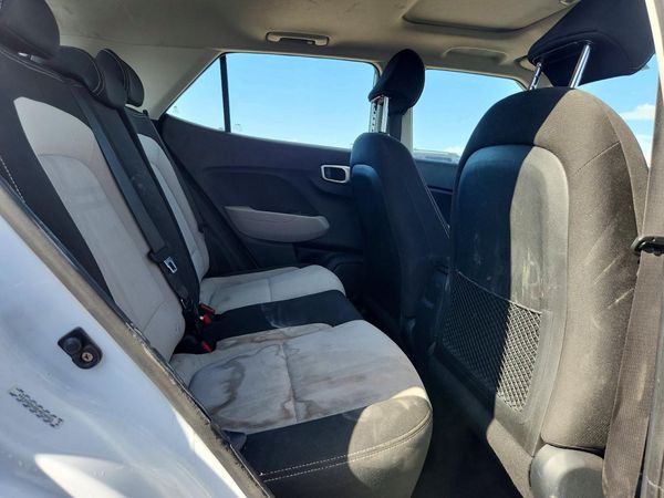 2023 HYUNDAI VENUE SEL, Limited