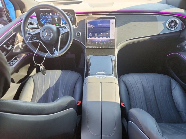 2023 MERCEDES-BENZ EQS SUV