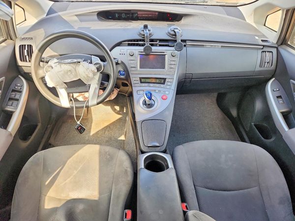2014 TOYOTA PRIUS