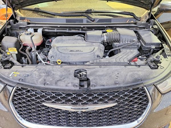 2021 CHRYSLER PACIFICA Limited