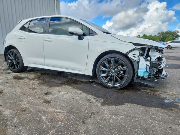 2025 TOYOTA COROLLA
