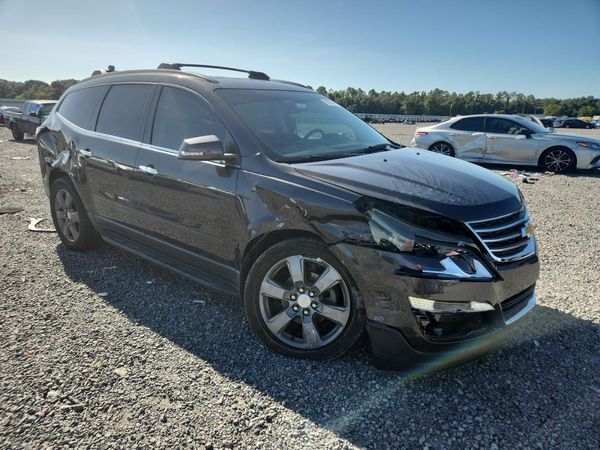 2017 CHEVROLET TRAVERSE 2LT