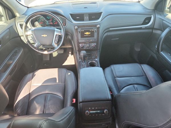 2017 CHEVROLET TRAVERSE 2LT