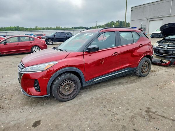 2024 NISSAN KICKS
