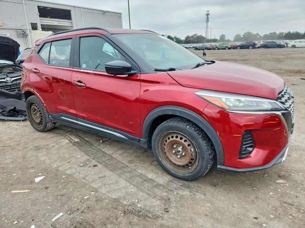 2024 NISSAN KICKS SR