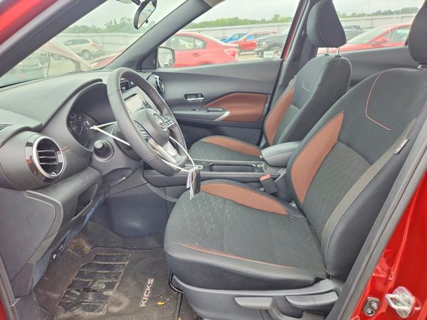 2024 NISSAN KICKS SR