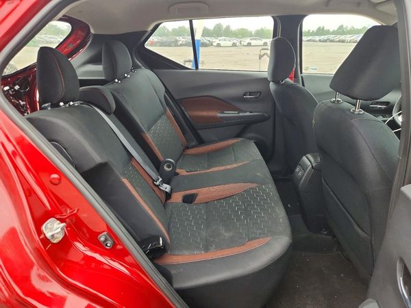 2024 NISSAN KICKS SR