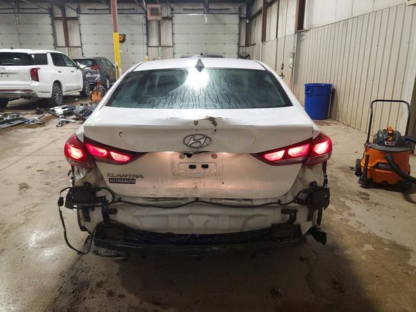 2017 HYUNDAI ELANTRA