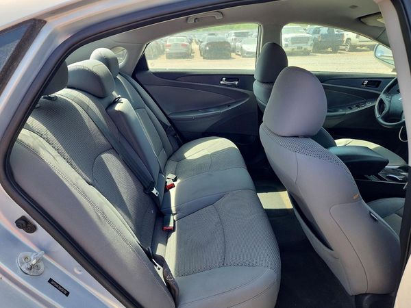 2013 HYUNDAI SONATA