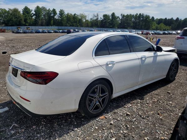 2022 MERCEDES-BENZ E