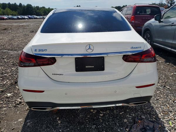 2022 MERCEDES-BENZ E