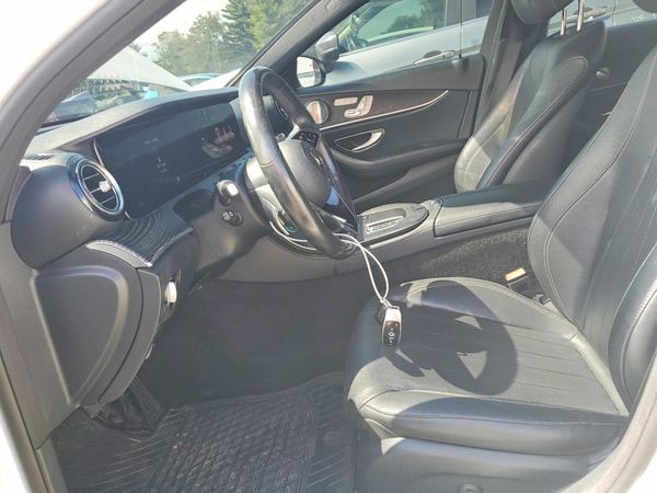 2022 MERCEDES-BENZ E