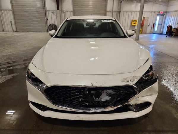 2020 MAZDA 3
