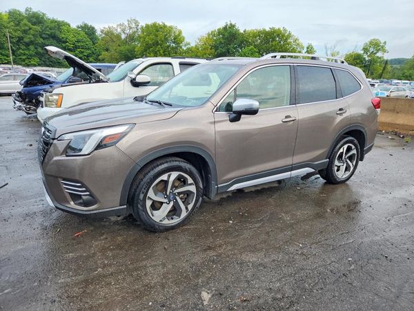 2023 SUBARU FORESTER — Front 3/4