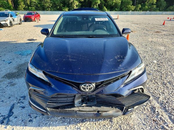 2021 TOYOTA CAMRY