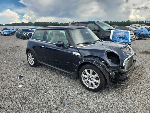 2013 MINI COOPER