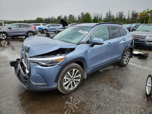 2024 TOYOTA COROLLA CROSS