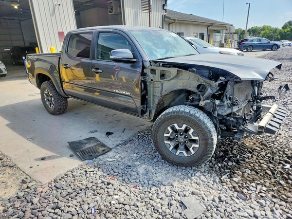 2023 TOYOTA TACOMA SR5