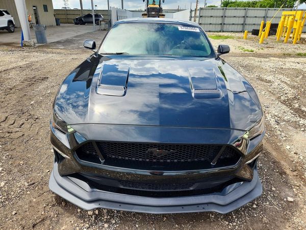 2022 FORD MUSTANG