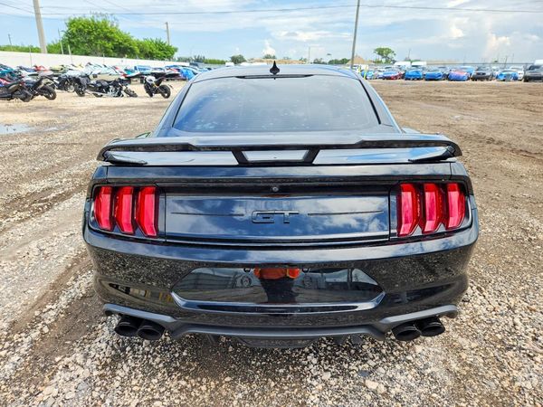 2022 FORD MUSTANG
