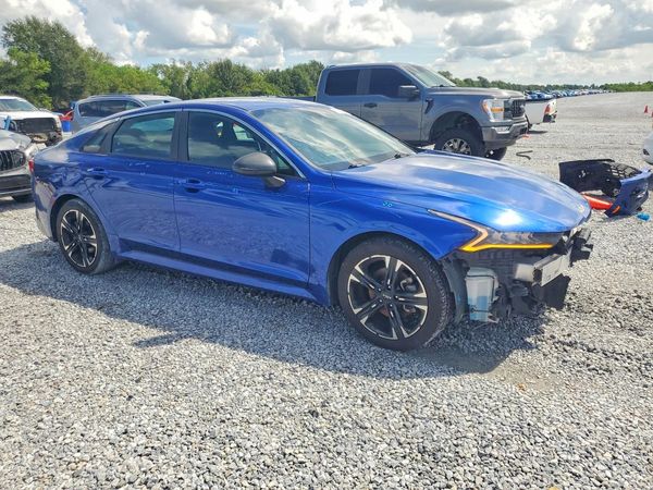 2022 KIA K5