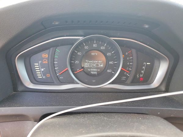 2015 VOLVO S60 Base (non R design) — ODOM