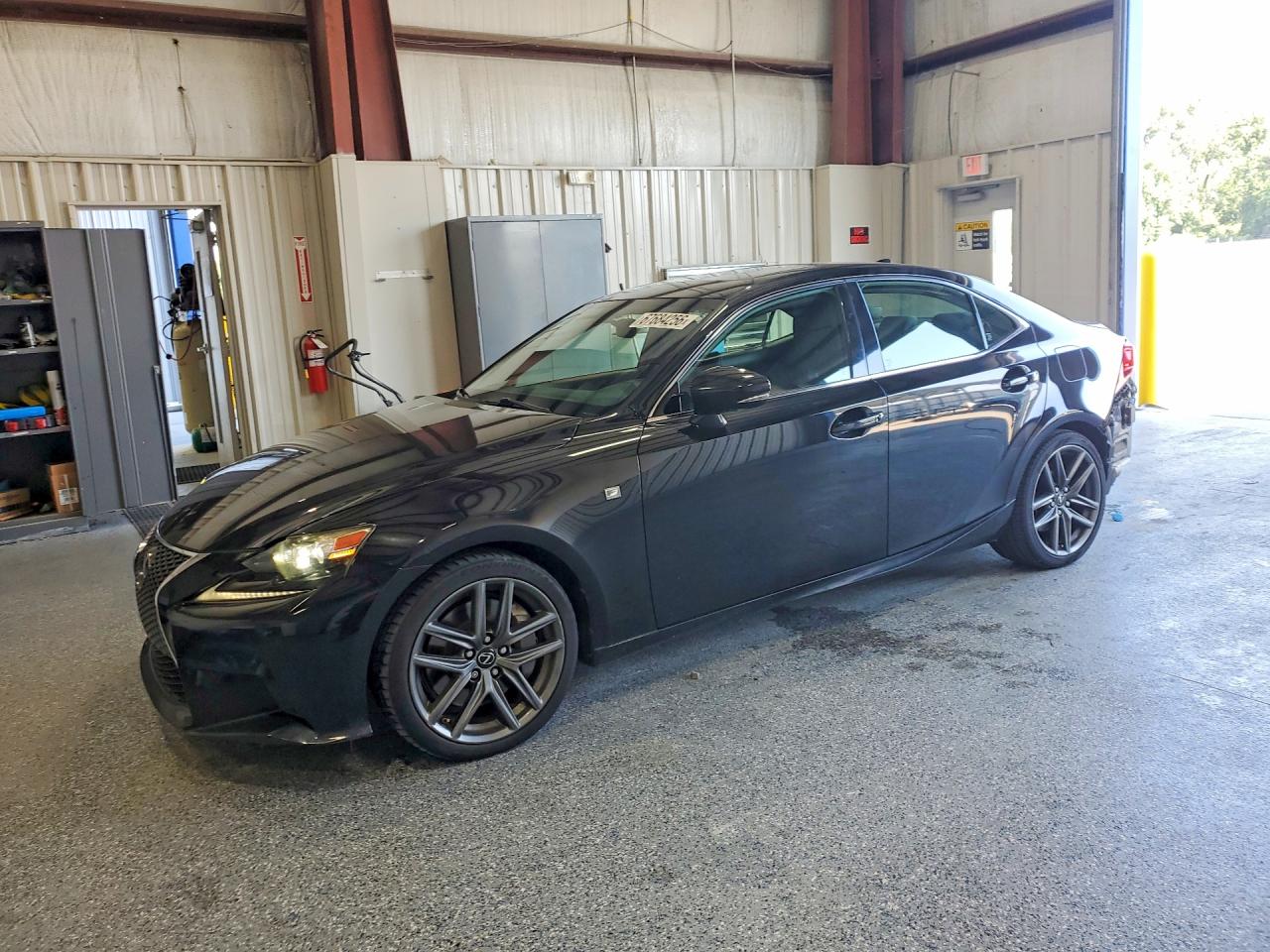 2016 LEXUS IS
