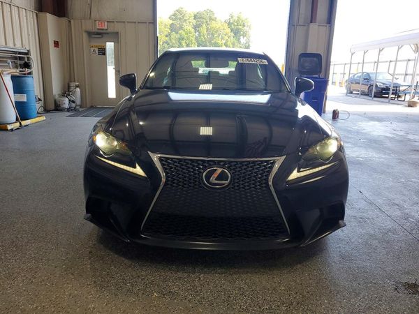 2016 LEXUS IS