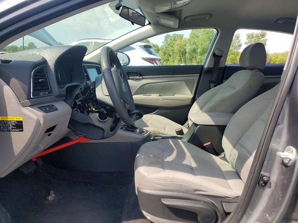 2018 HYUNDAI ELANTRA — DENT