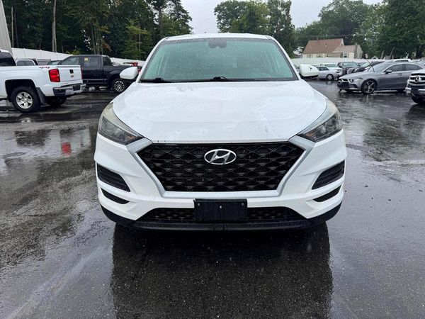 2020 HYUNDAI TUCSON SE