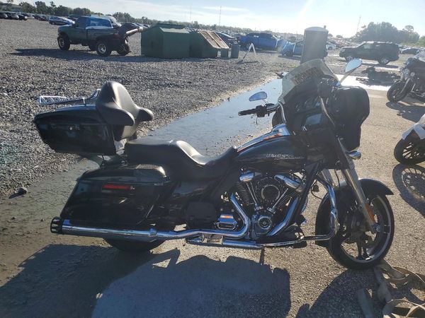 2019 HARLEY-DAVIDSON FLHX