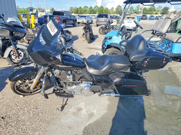 2019 HARLEY-DAVIDSON FLHX